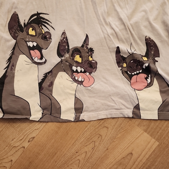 Disney White Hyenas Graphic Tee - Picture 4 of 5